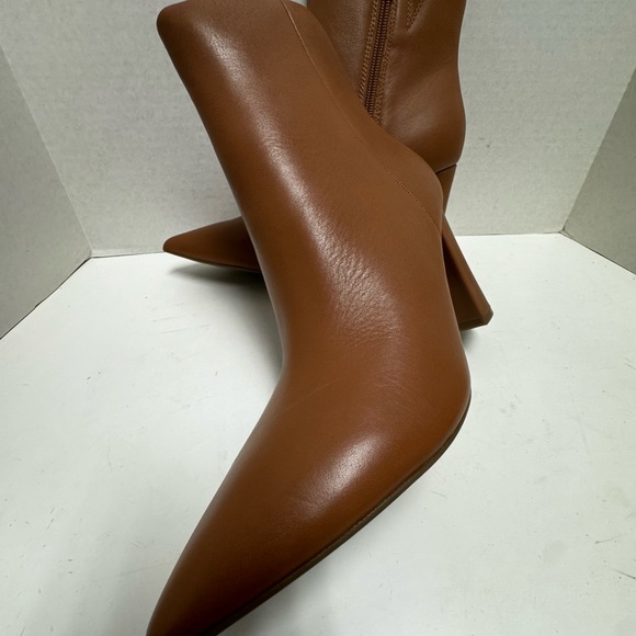 Marc Fisher Women's Brown Heeled Leather Ankle Boots Shoes Size 8 1/2 - Picture 9 of 16